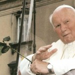 Wojtyla si voleva dimettere. Tante le rivelazioni nel libro sul Papa